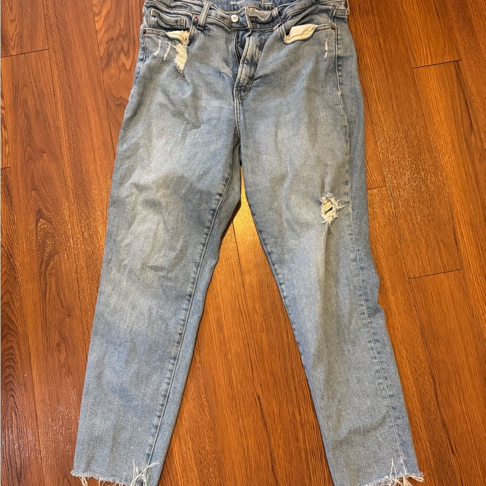 Old Navy Blue Ankle Cropped Jeans with Distressed Details